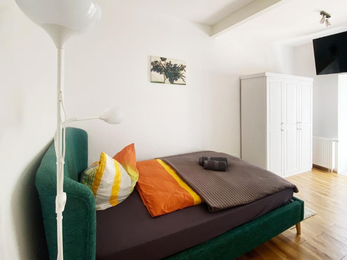 Schwanenburg Apartments Kolonie Rontgental المظهر الخارجي الصورة