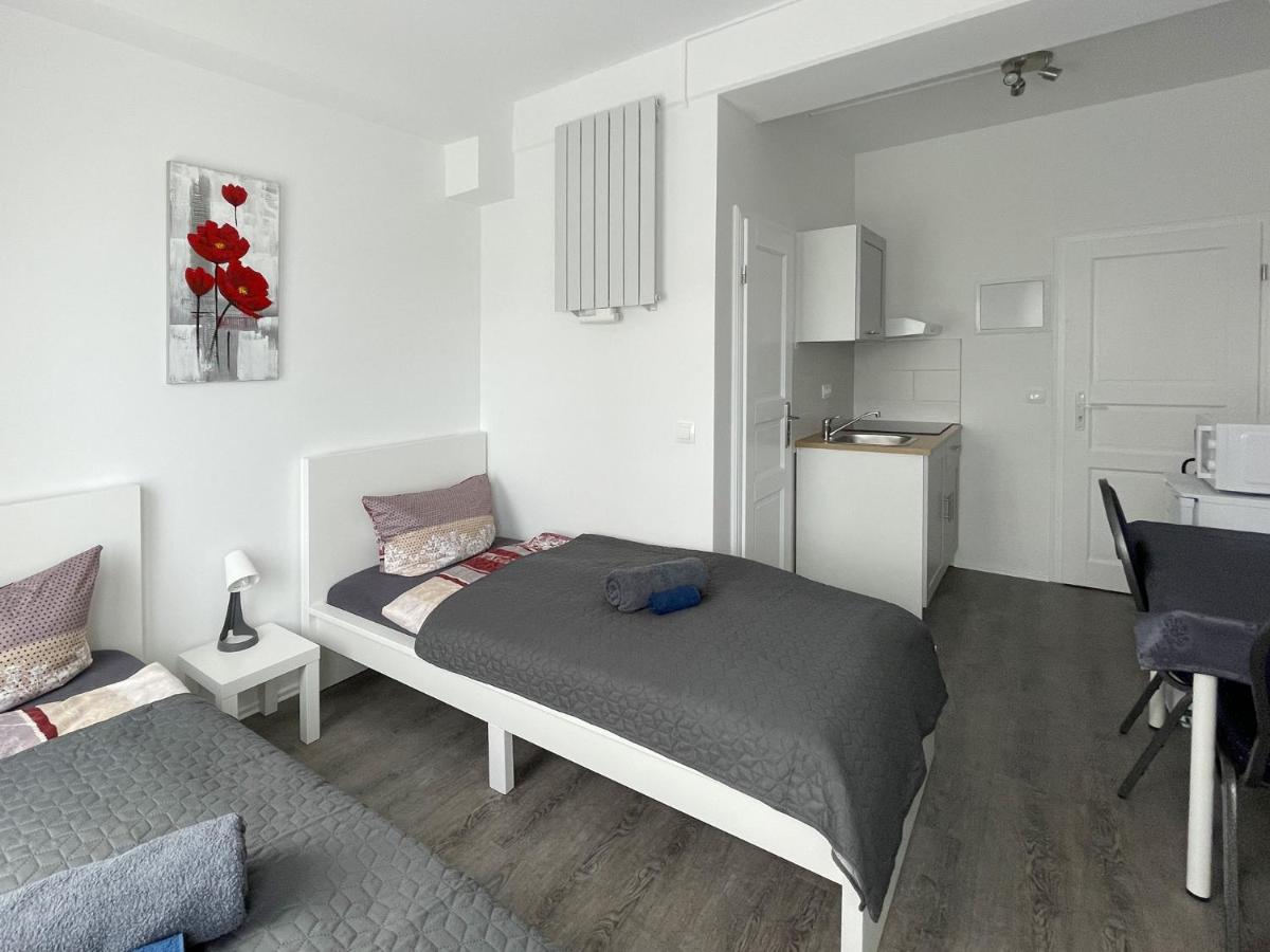 Schwanenburg Apartments Kolonie Rontgental المظهر الخارجي الصورة