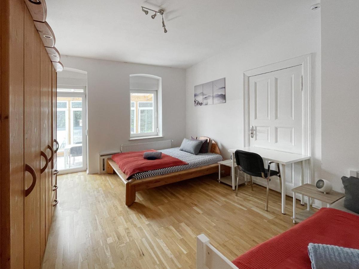 Schwanenburg Apartments Kolonie Rontgental المظهر الخارجي الصورة