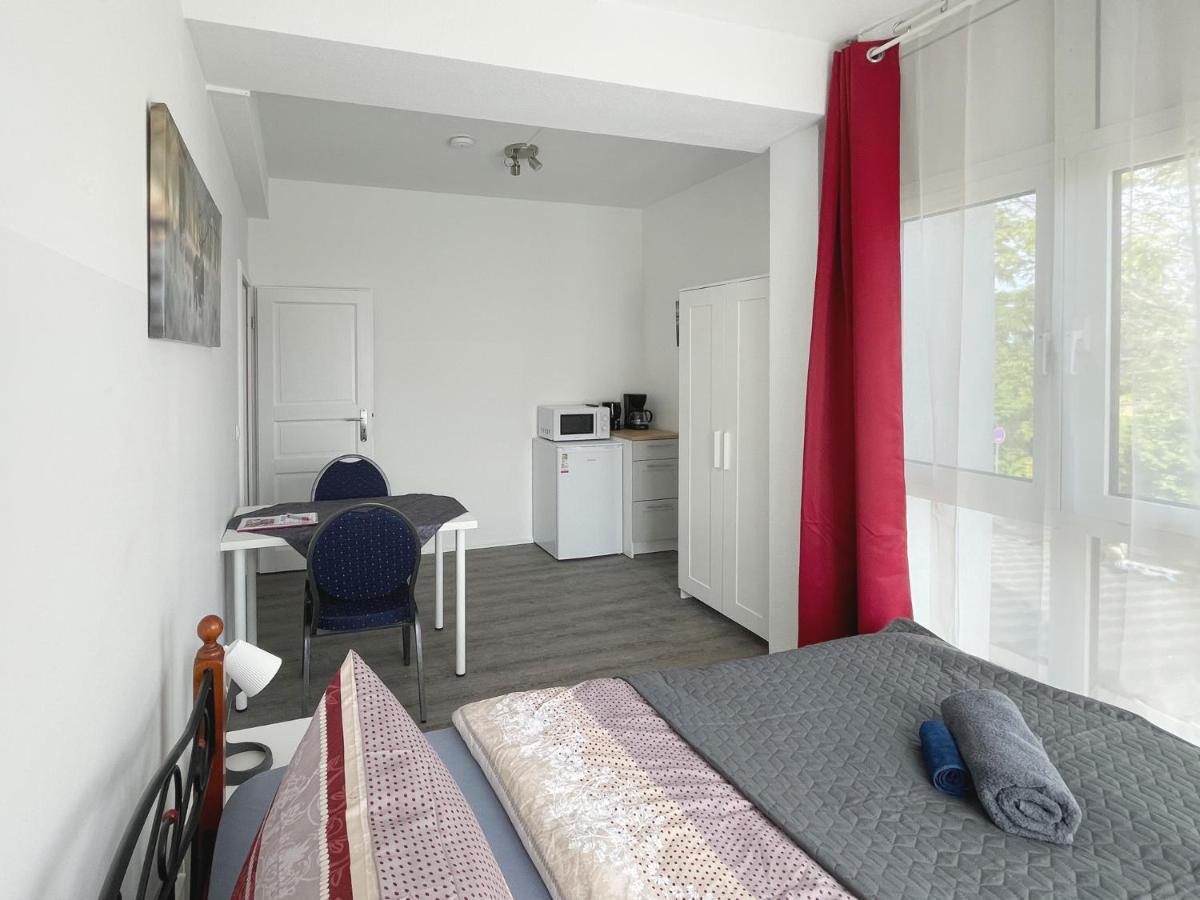 Schwanenburg Apartments Kolonie Rontgental المظهر الخارجي الصورة