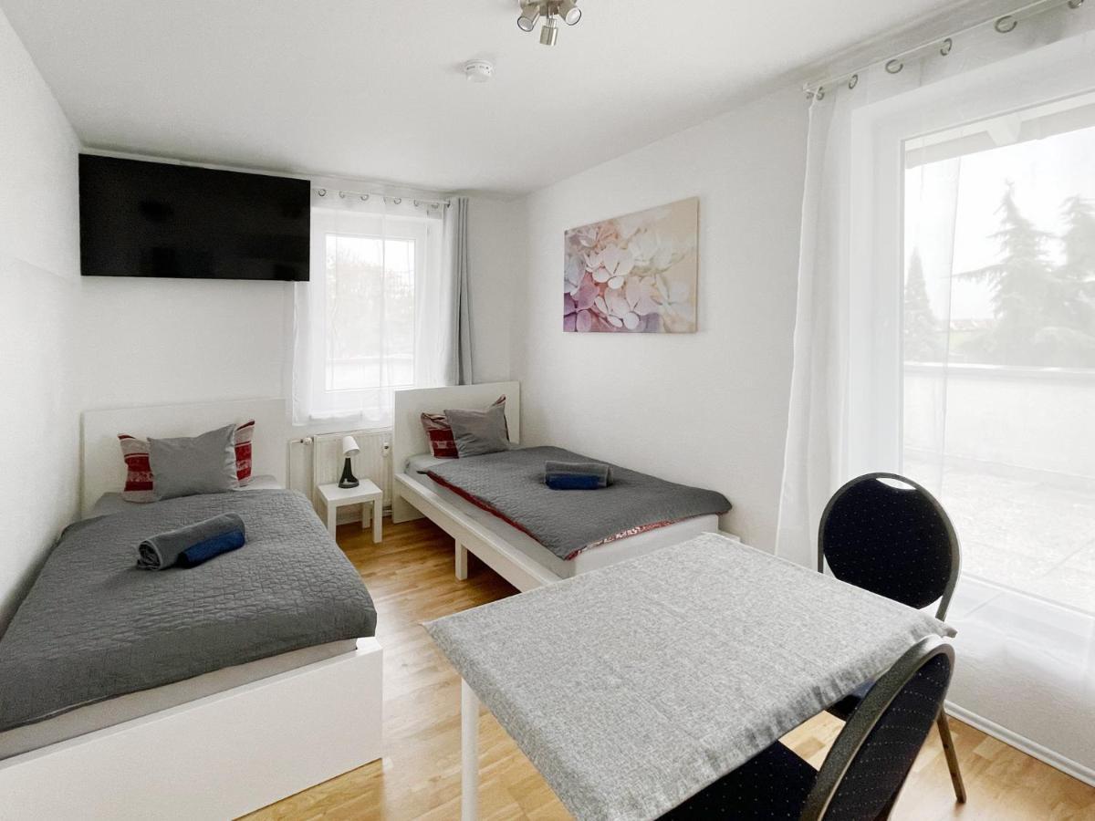 Schwanenburg Apartments Kolonie Rontgental المظهر الخارجي الصورة