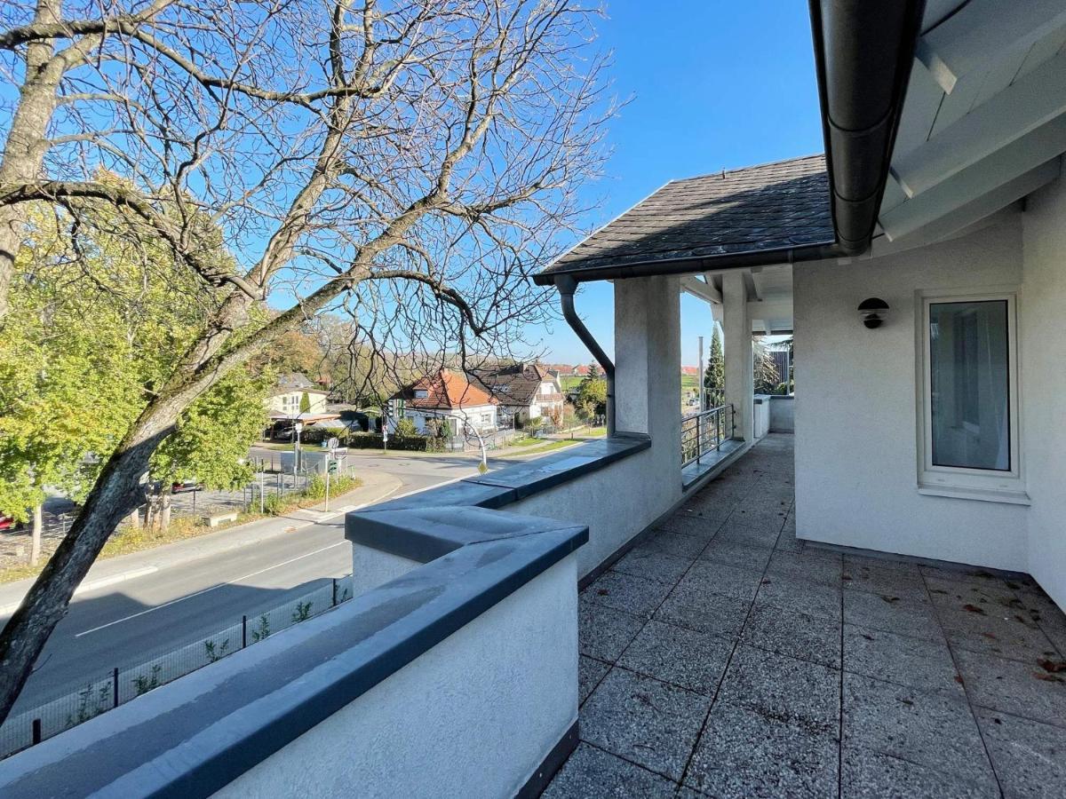Schwanenburg Apartments Kolonie Rontgental المظهر الخارجي الصورة