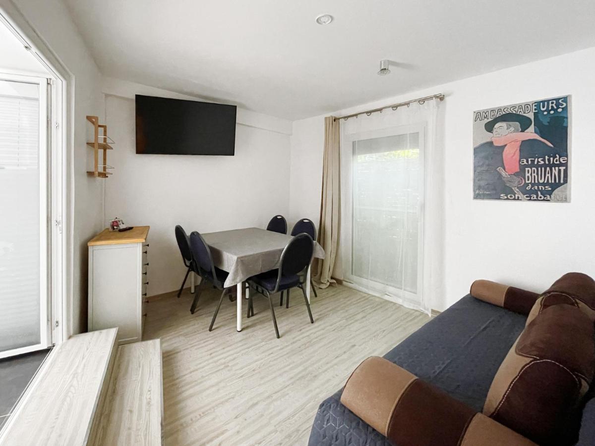 Schwanenburg Apartments Kolonie Rontgental المظهر الخارجي الصورة