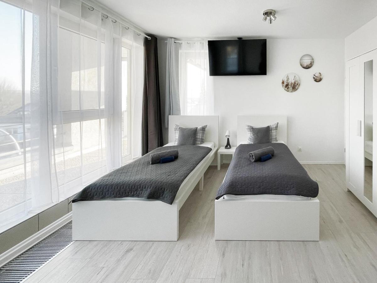 Schwanenburg Apartments Kolonie Rontgental المظهر الخارجي الصورة
